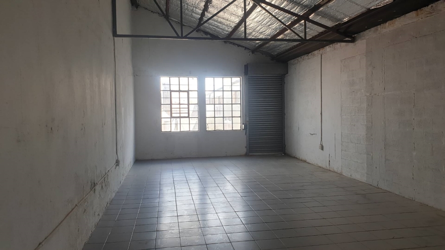 To Let Commercial Property for Rent in Salt River Western Cape
